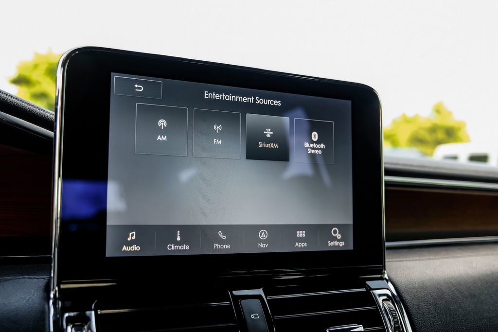 Used 2020 Lincoln Navigator Reserve RWD image 32