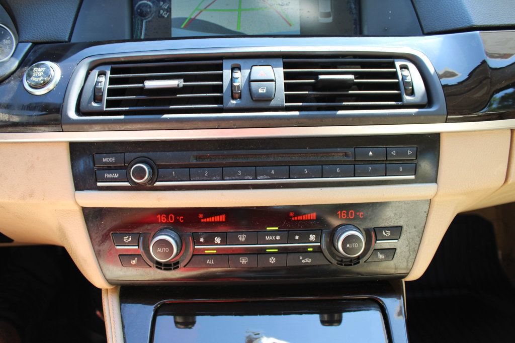 Used 2011 BMW 528i Sedan RWD image 19
