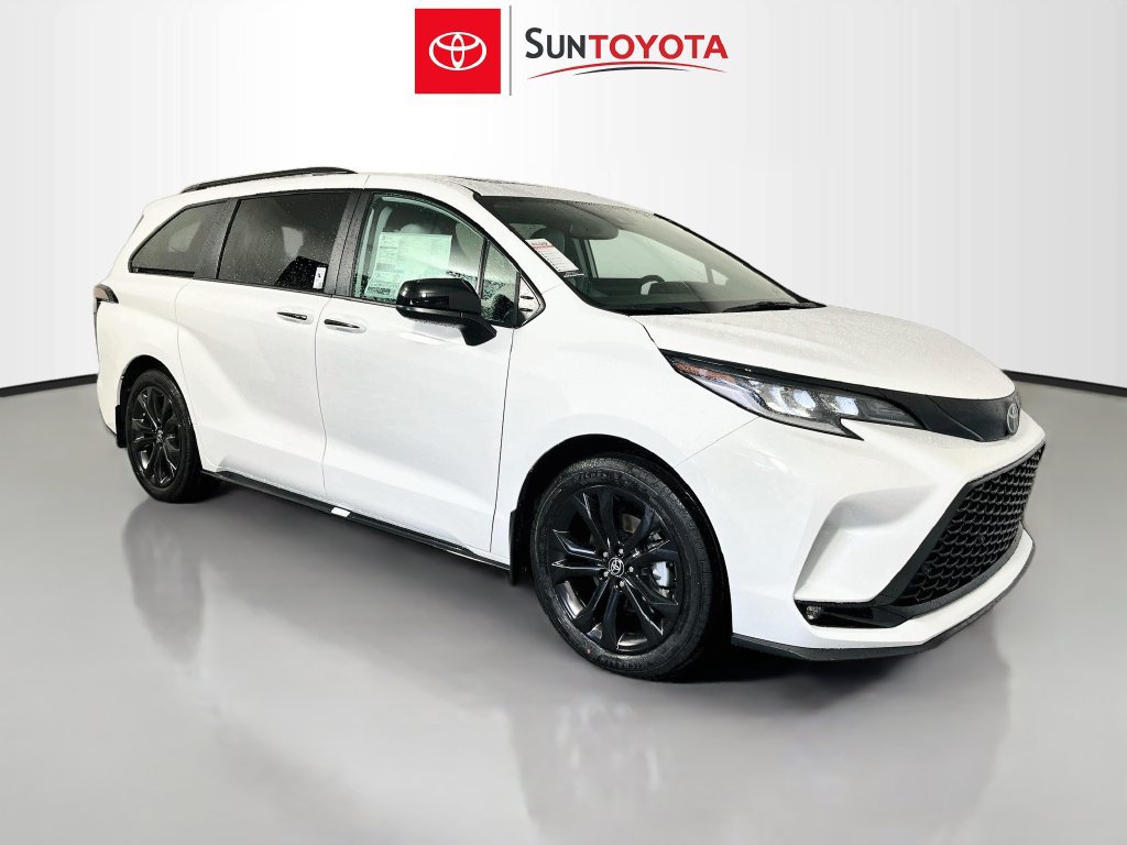 New 2026 Toyota Sienna XSE FWD image 1