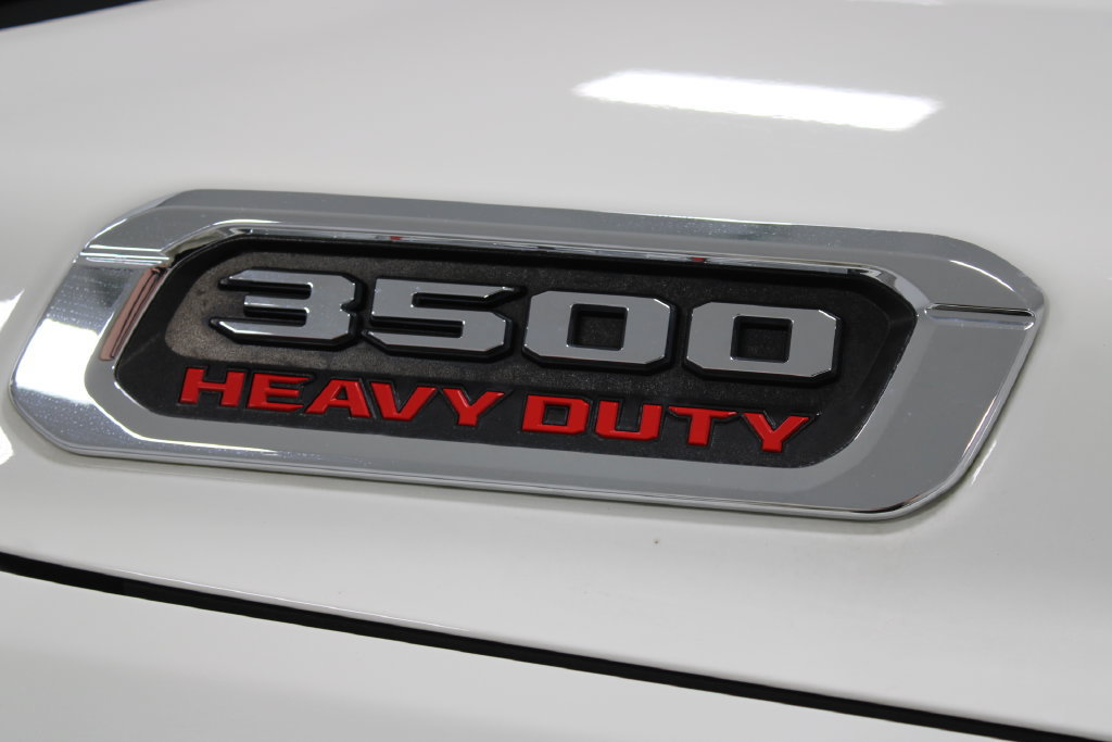 Used 2019 RAM 3500 Laramie AWD/4WD image 12
