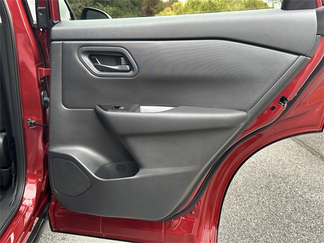 Certified 2025 Nissan Rogue S image 19
