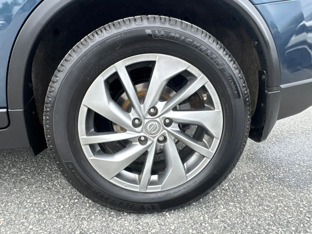 Used 2015 Nissan Rogue SL FWD image 30