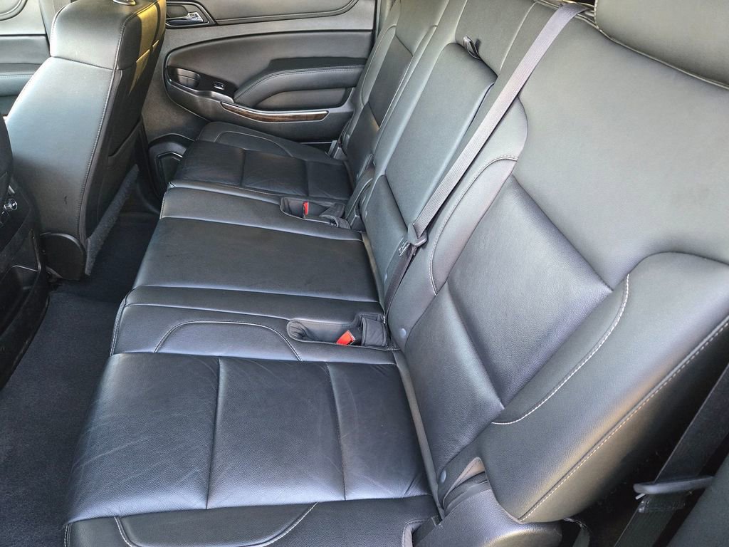 Used 2019 Chevrolet Suburban LT image 9