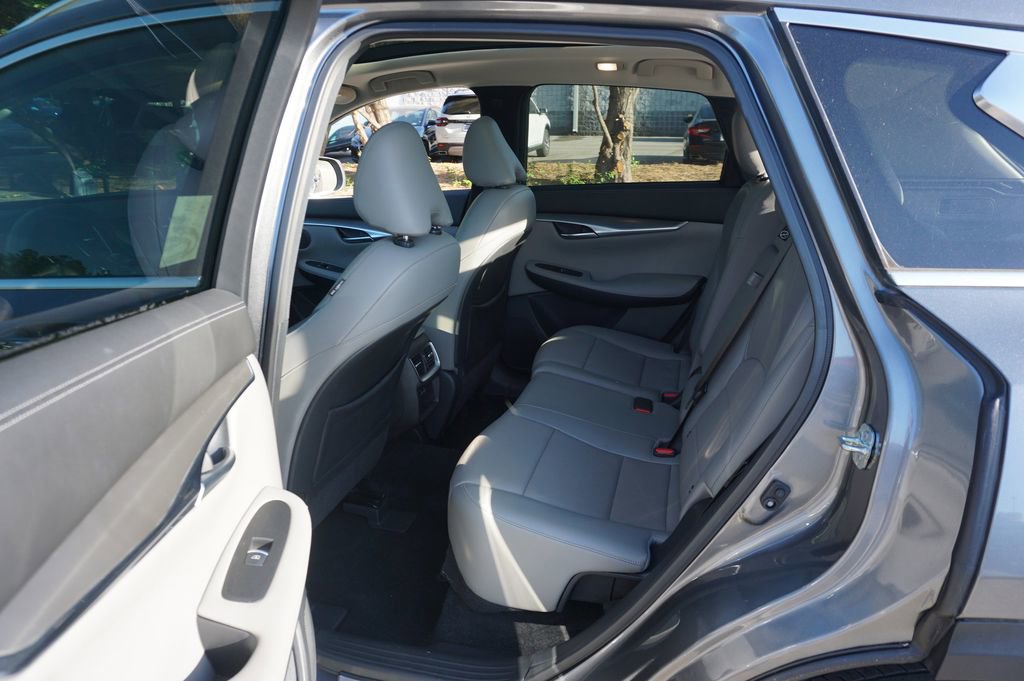 Used 2023 INFINITI QX50 Luxe w/ Cargo Package image 14