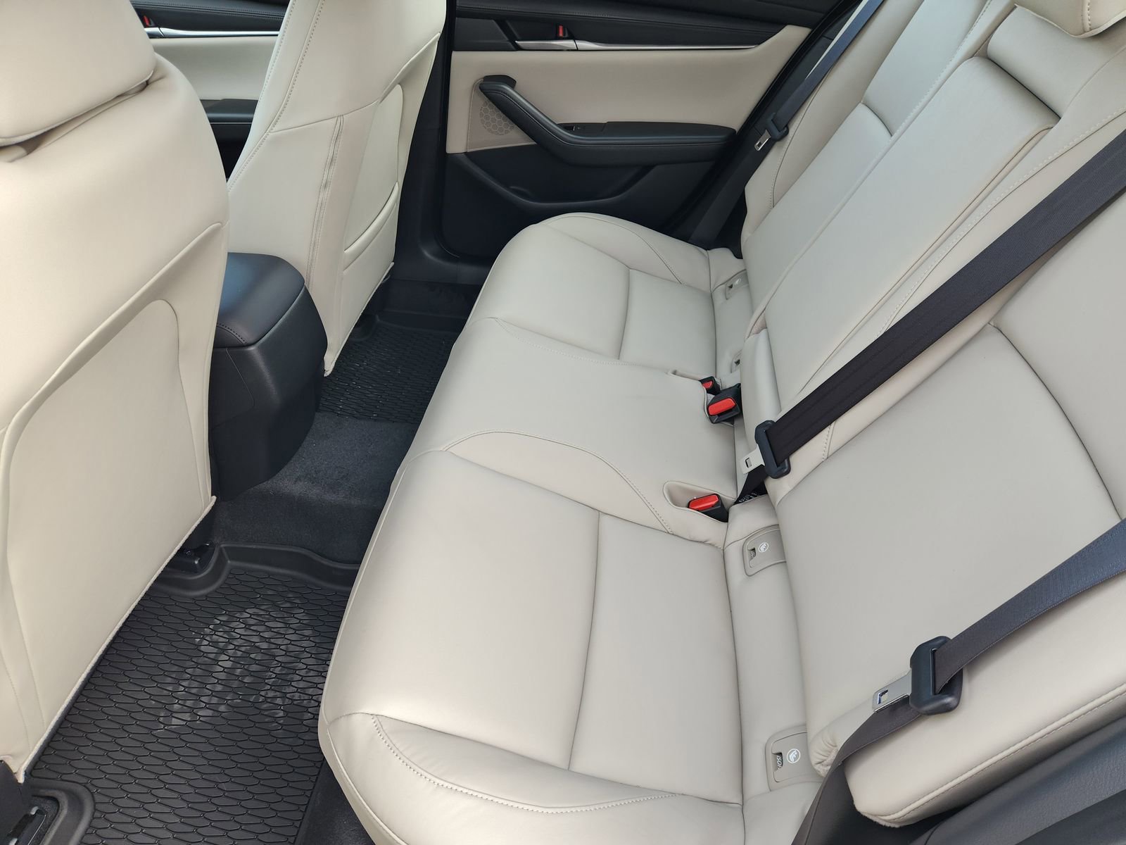 New 2026 MAZDA MAZDA3 2.5 S Sedan w/ Preferred Pkg image 26