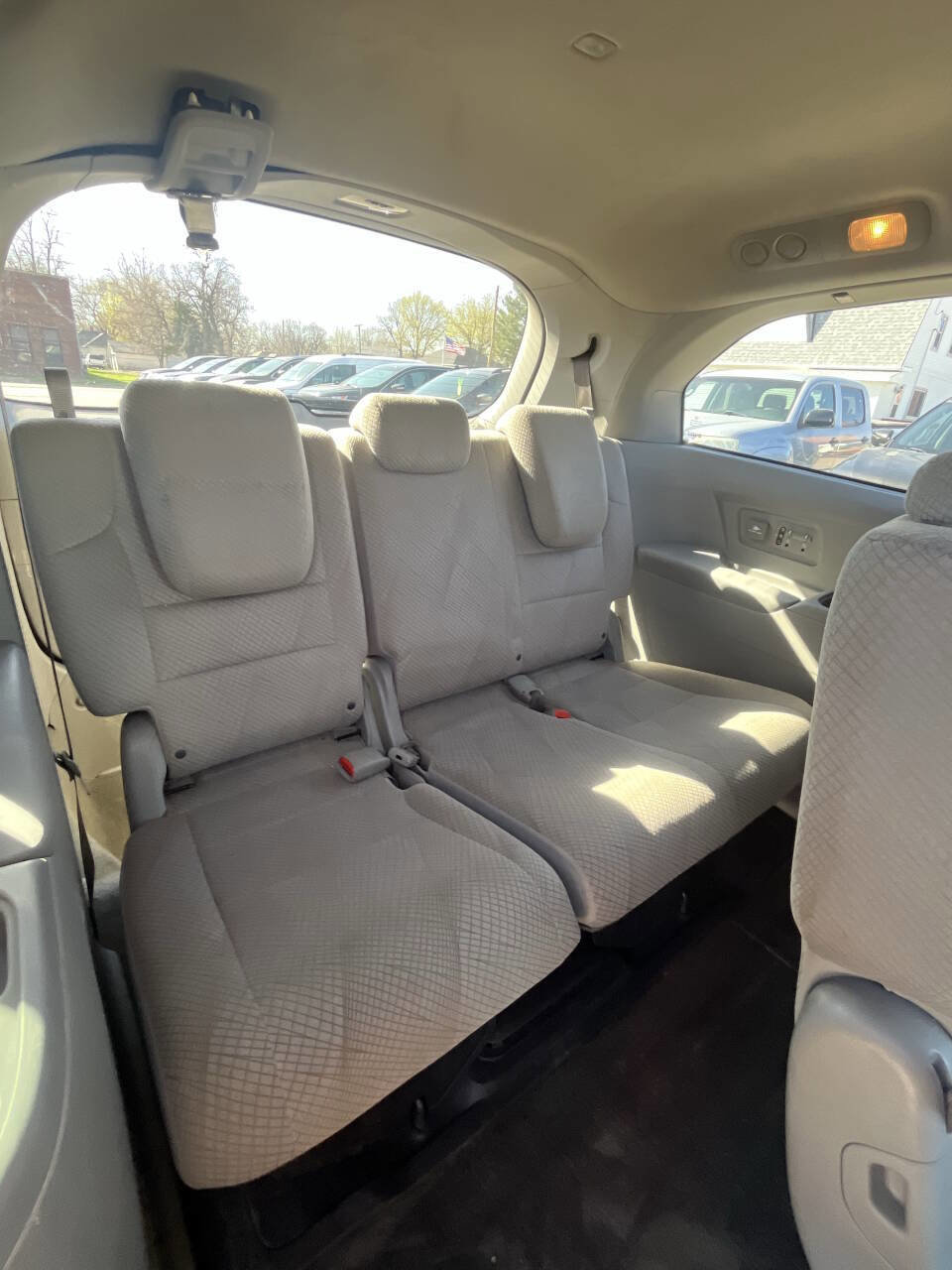 Used 2017 Honda Odyssey SE image 30