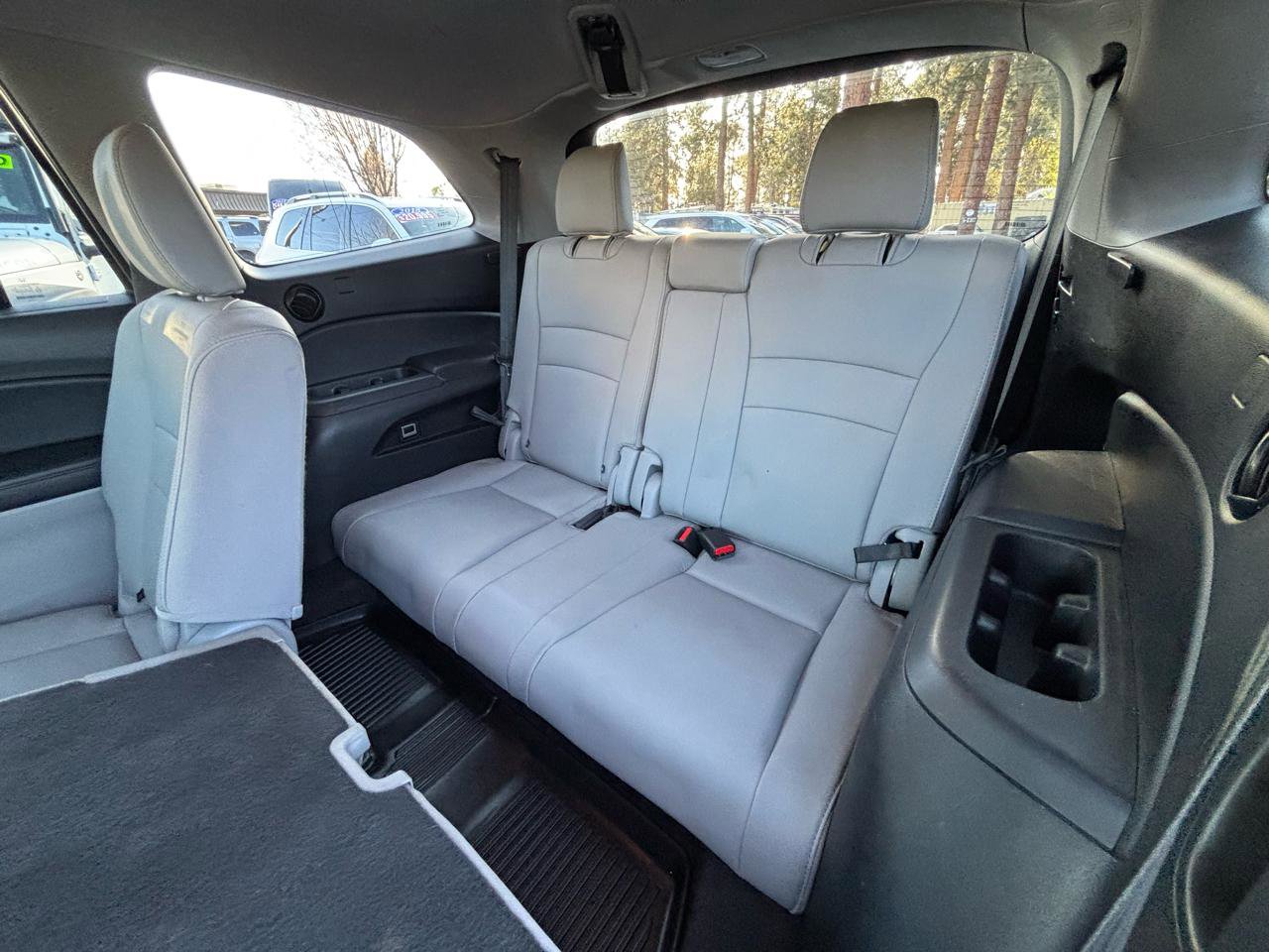 Used 2017 Honda Pilot EX-L image 11