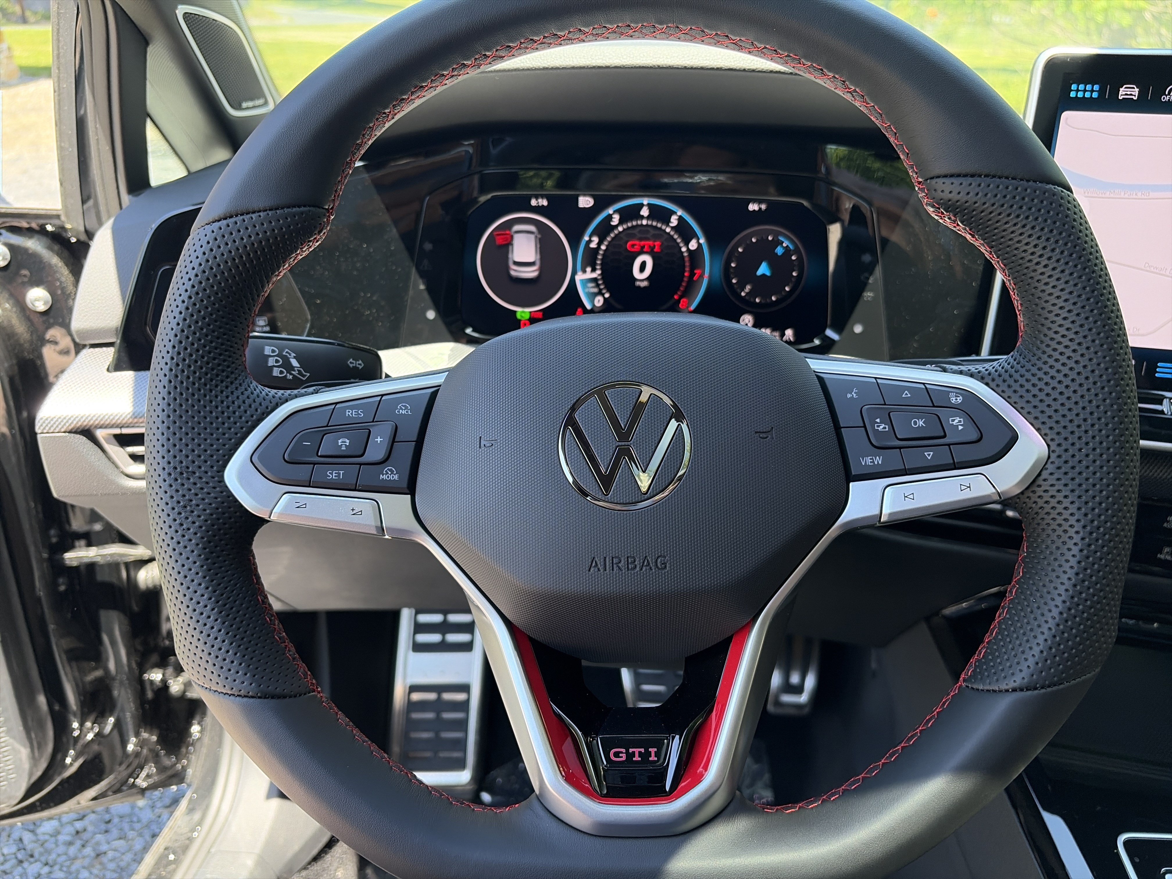 New 2026 Volkswagen GTI SE FWD image 20