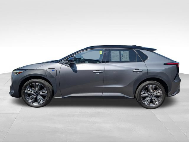 Used 2023 Subaru Solterra AWD image 4