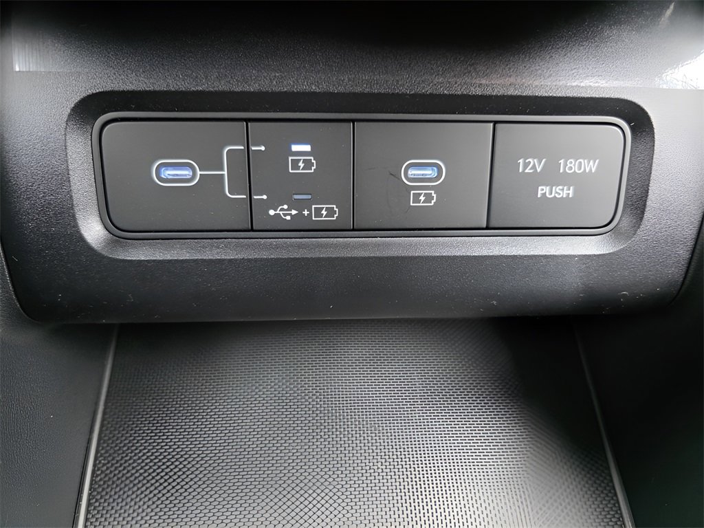 New 2026 Hyundai Tucson Blue SE image 21