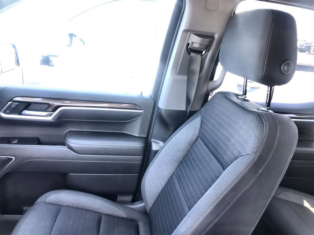 Used 2022 Chevrolet Silverado 1500 LT image 22