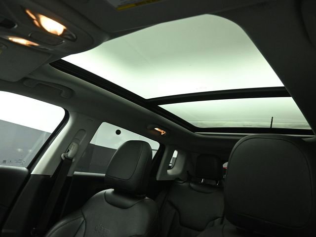 Used 2020 Jeep Compass Limited image 19