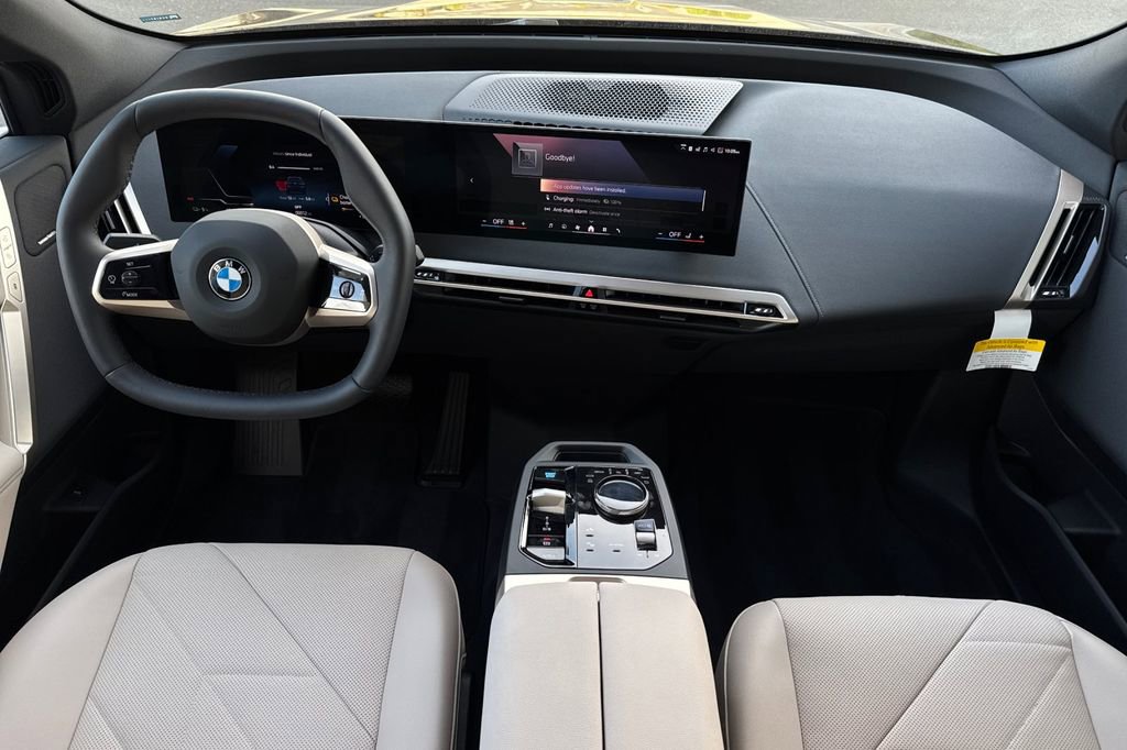 New 2026 BMW iX xDrive60 AWD/4WD image 14