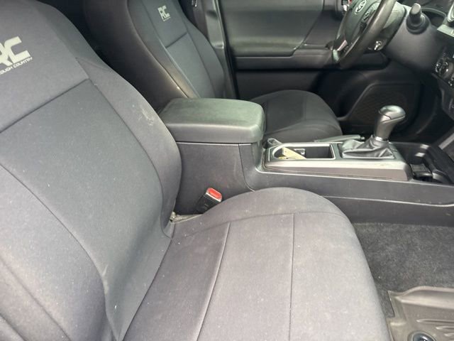 Used 2020 Toyota Tacoma TRD Off-Road image 5
