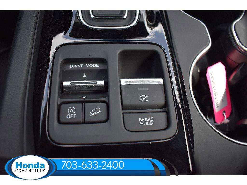 New 2026 Honda Pilot Touring image 19