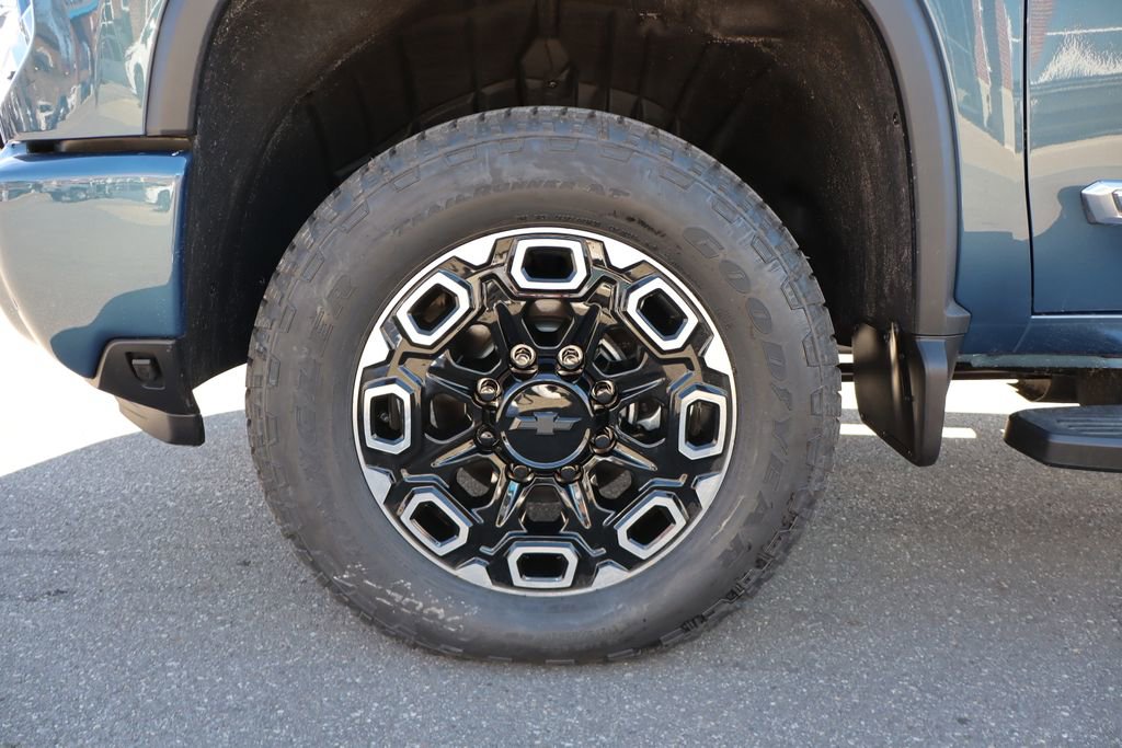 New 2026 Chevrolet Silverado 3500 High Country w/ Technology Package image 32