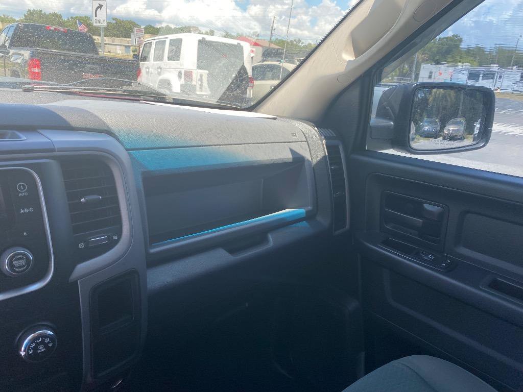 Used 2014 RAM 1500 Express AWD/4WD image 28