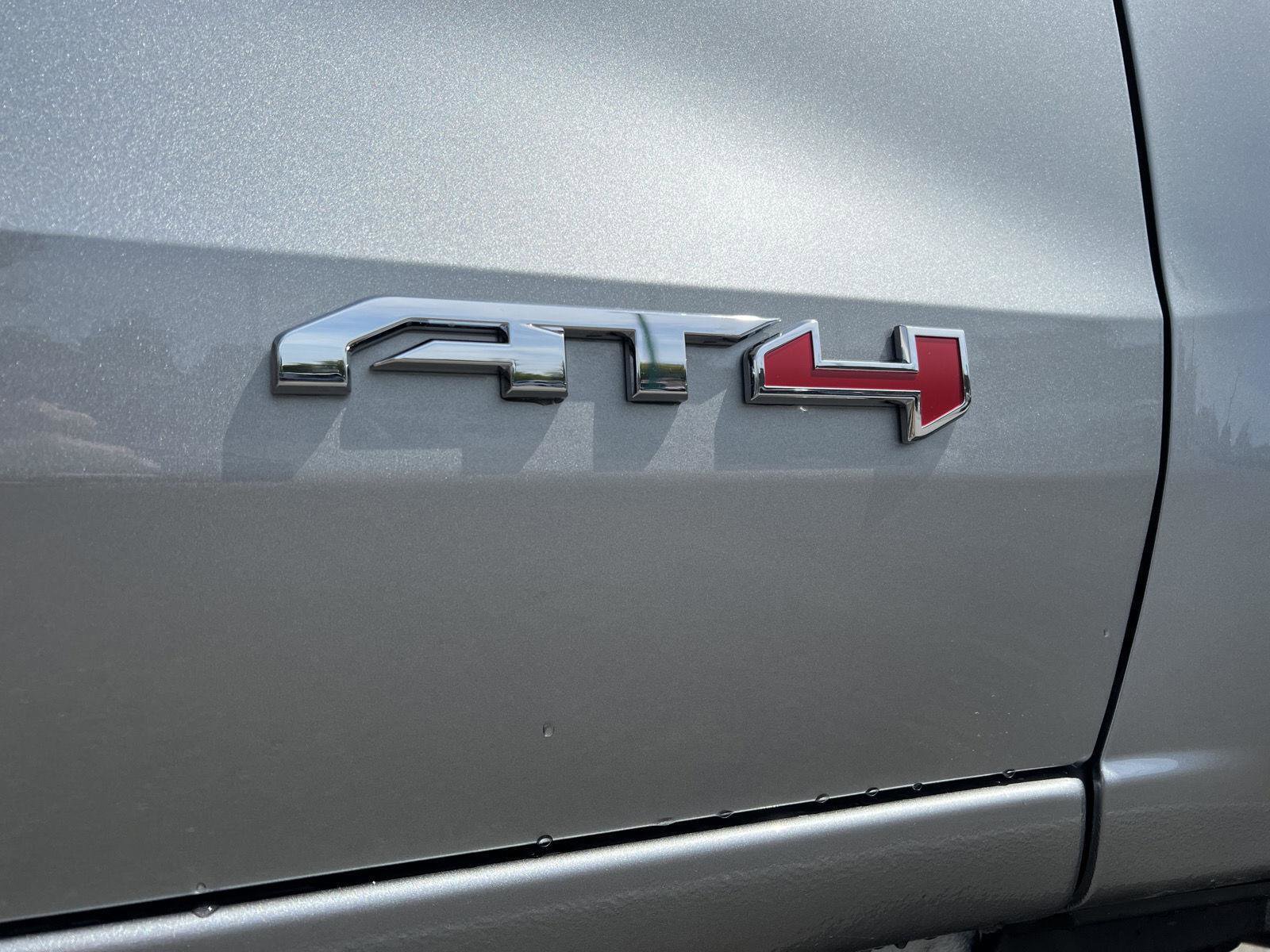 New 2026 GMC Canyon AT4 image 3