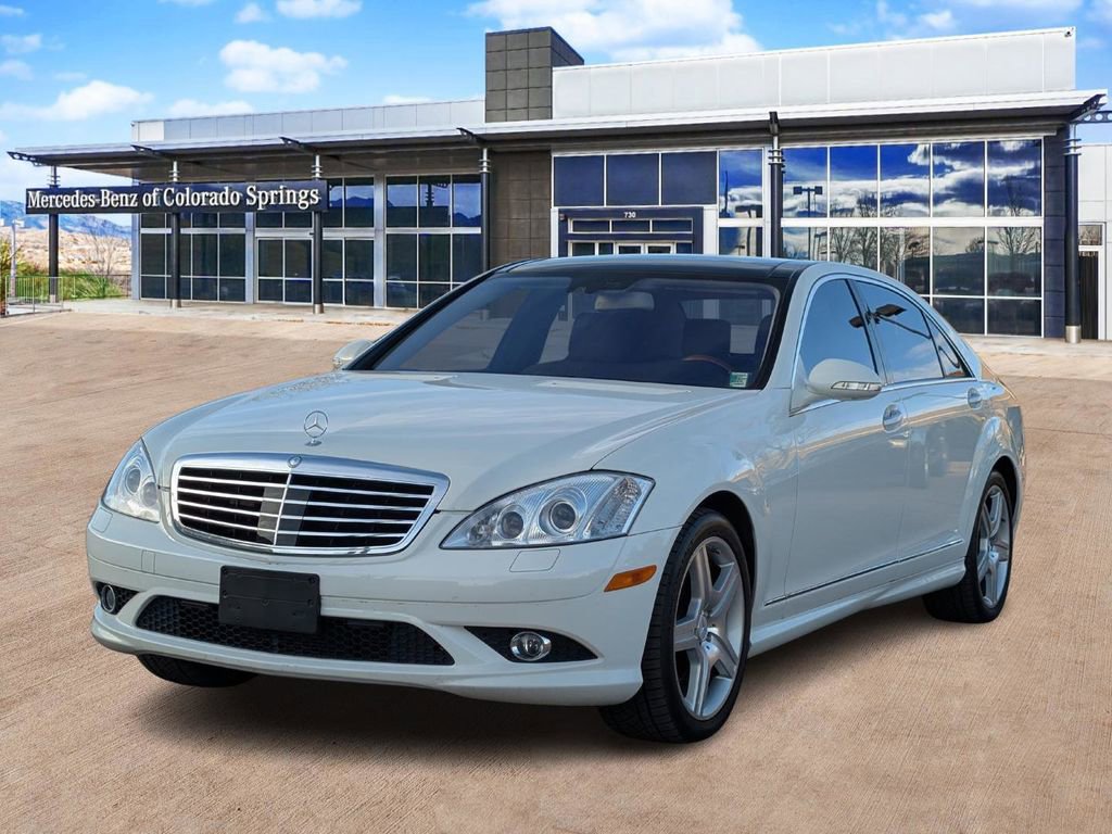 Used 2008 Mercedes-Benz S 550 4MATIC image 3