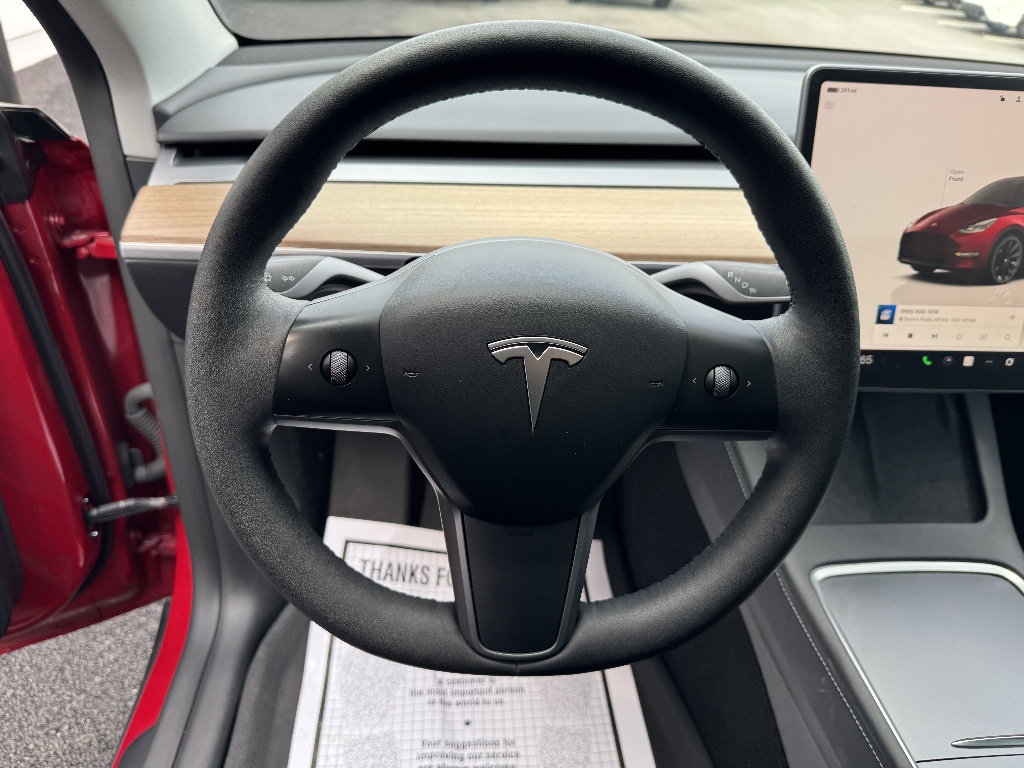 Used 2023 Tesla Model Y Long Range AWD/4WD image 14