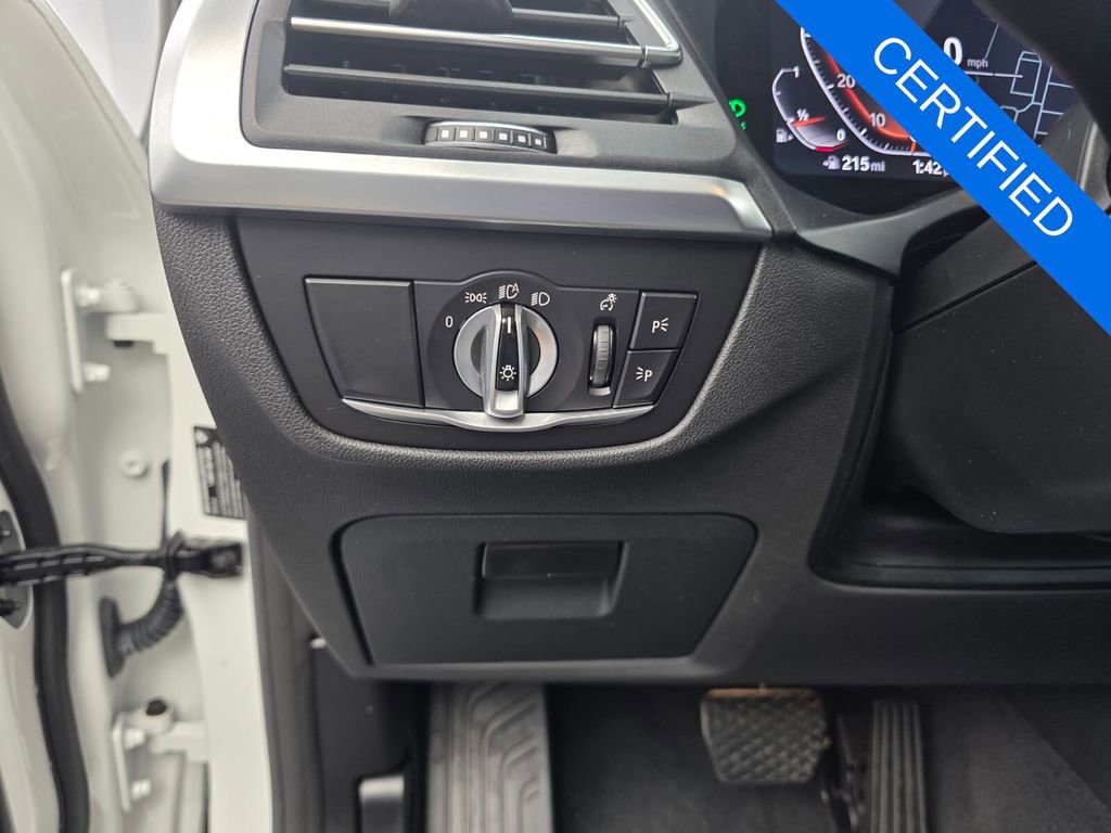 Used 2023 BMW X3 xDrive30i w/ Premium Package AWD/4WD image 25