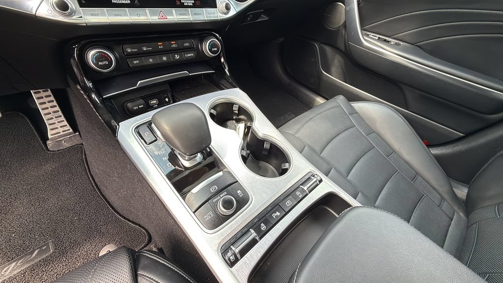 Used 2022 Kia Stinger GT2 AWD/4WD image 30