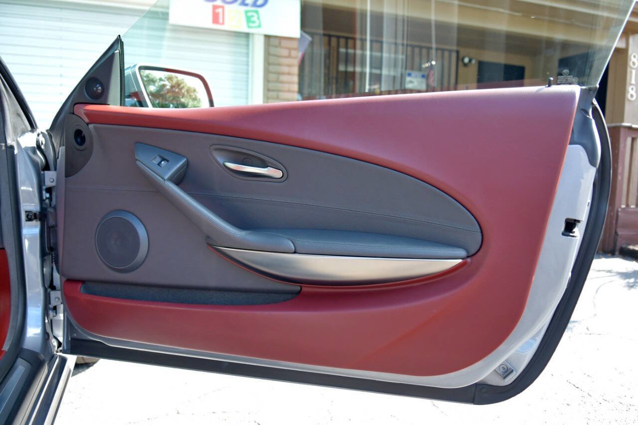 Used 2005 BMW 645Ci Convertible image 34