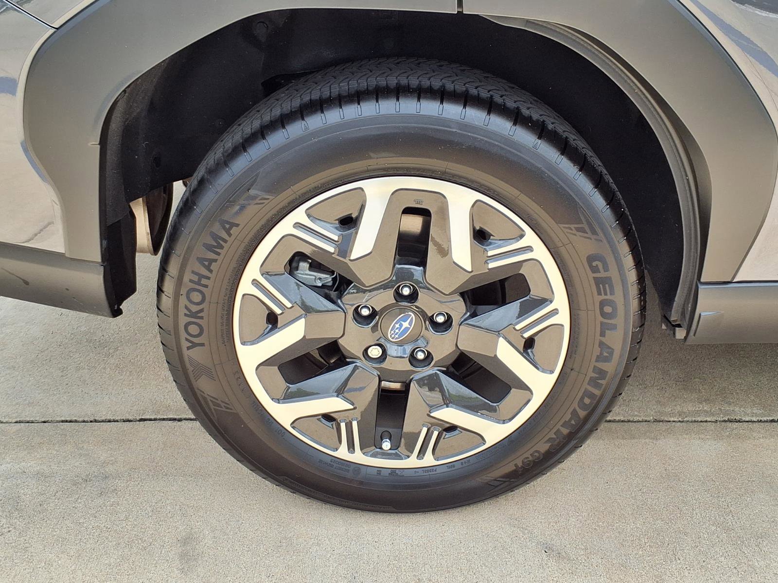 Certified 2025 Subaru Forester Premium AWD/4WD image 27