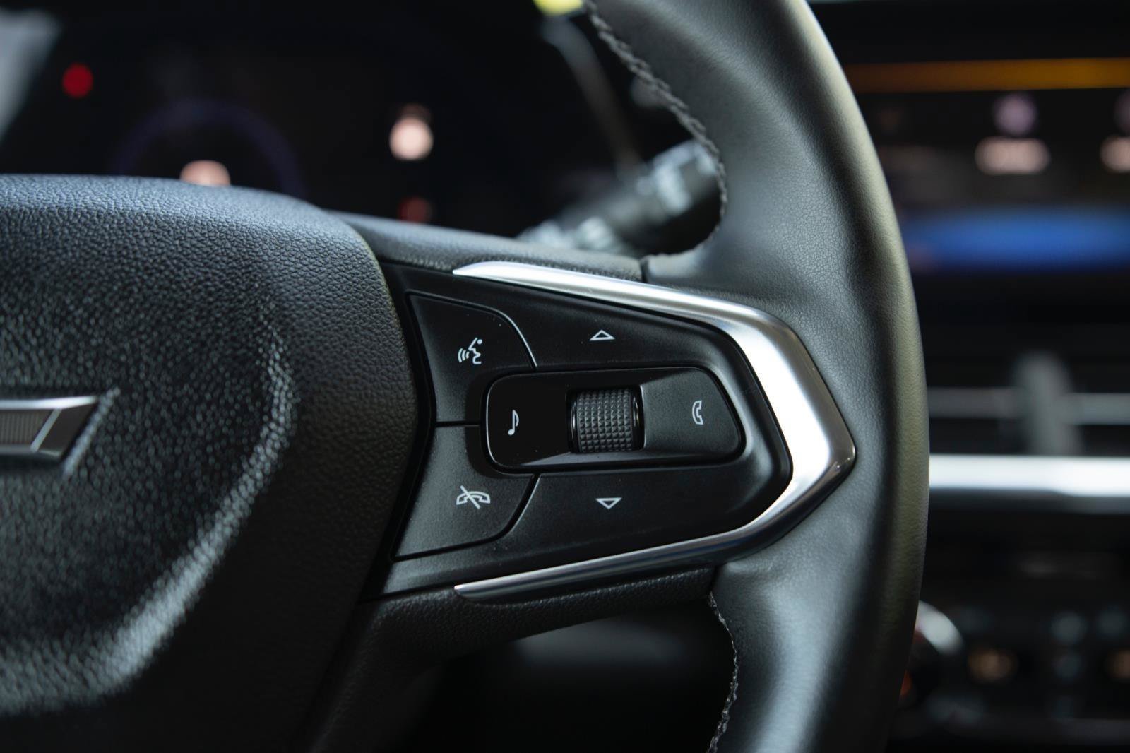 Used 2024 Chevrolet Trax ACTIV w/ Driver Confidence Package FWD image 7