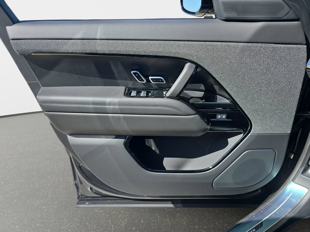 New 2026 Land Rover Range Rover Sport Dynamic SE AWD/4WD image 28