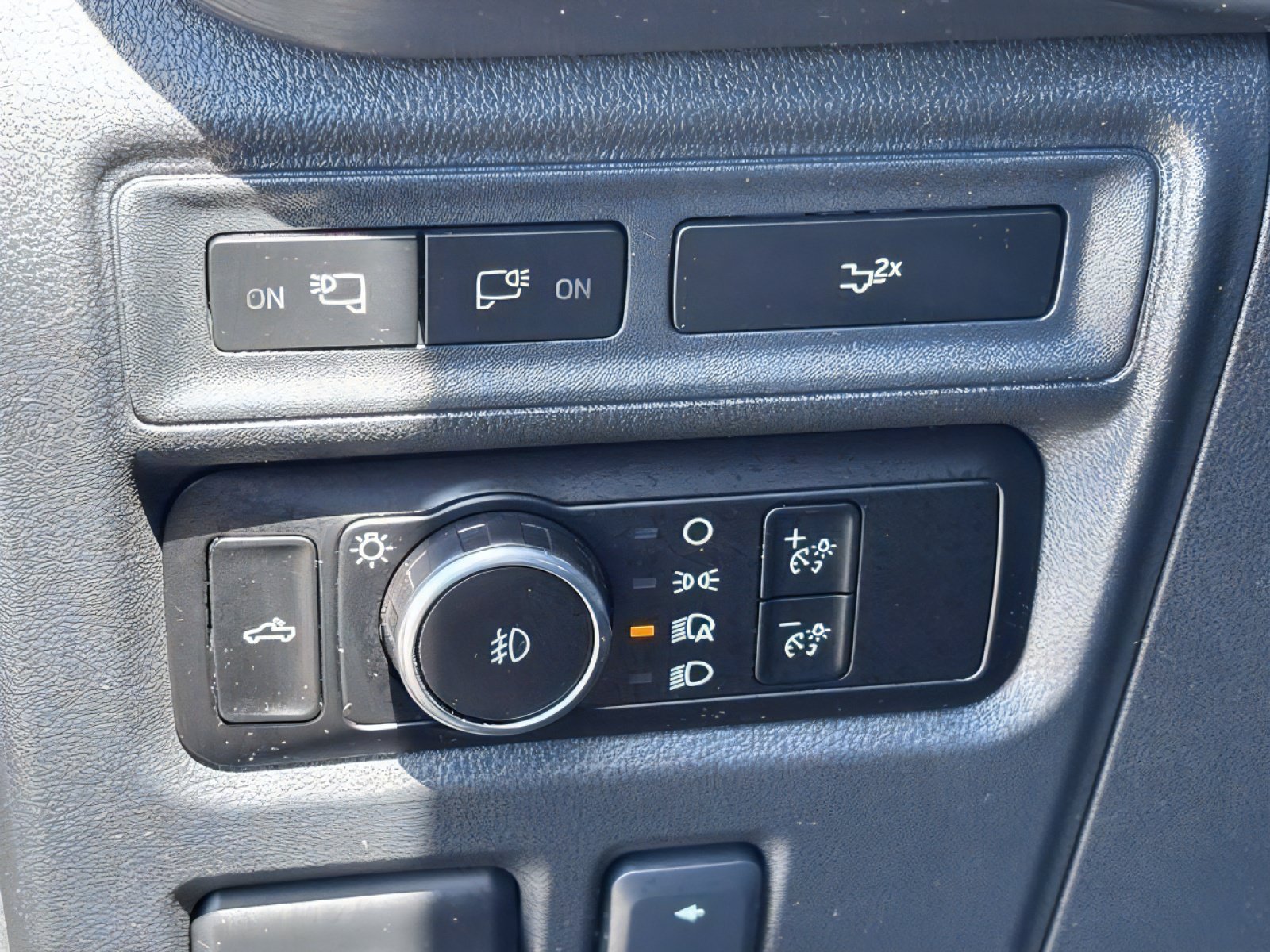 Used 2023 Ford F150 Lariat RWD image 20