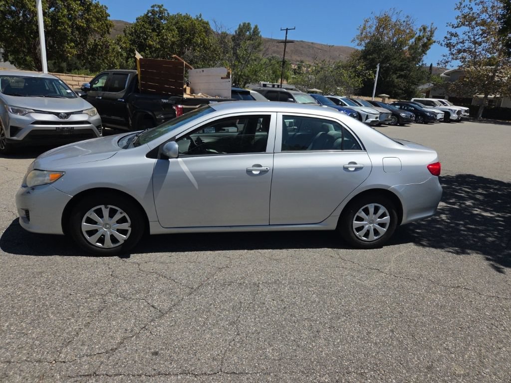Used 2010 Toyota Corolla LE w/ All Weather Guard Pkg FWD image 2