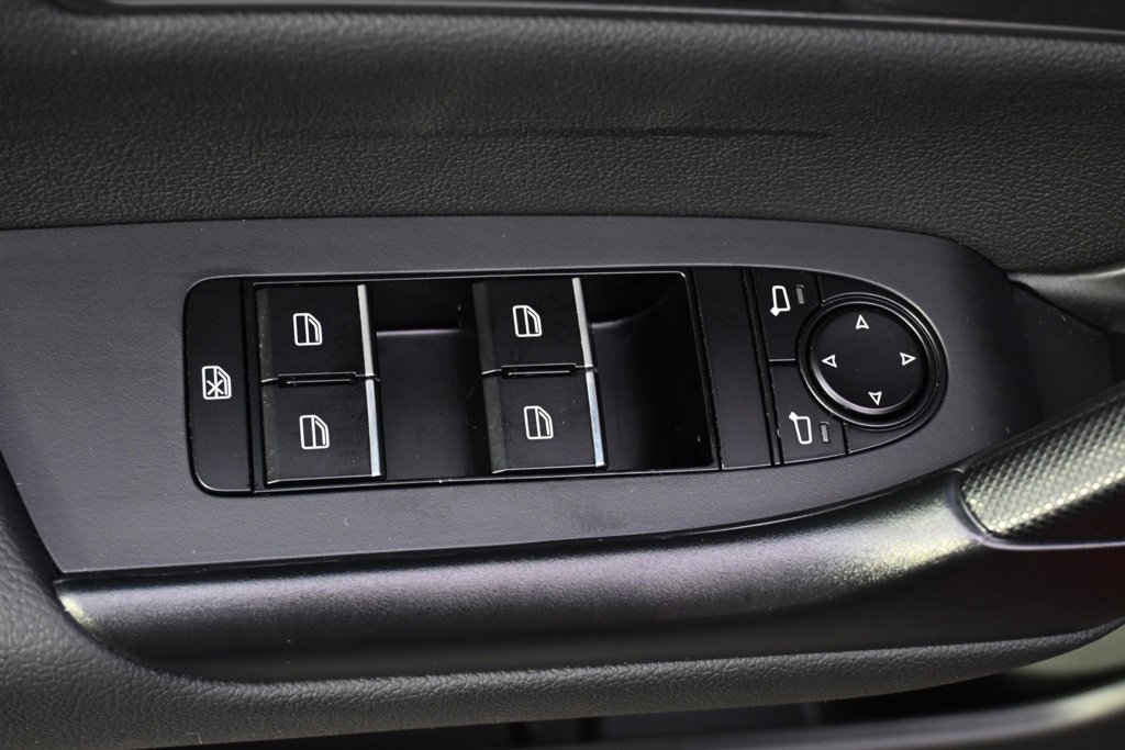 Certified 2025 MAZDA CX-50 AWD 2.5 S w/ Premium Package image 23