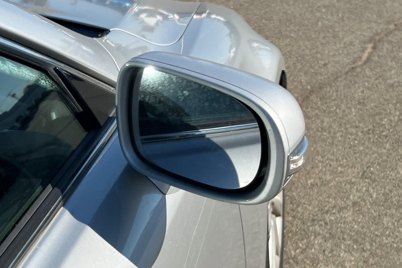 Used 2010 Lexus IS 250 w/ Preferred Accessory Package RWD image 19