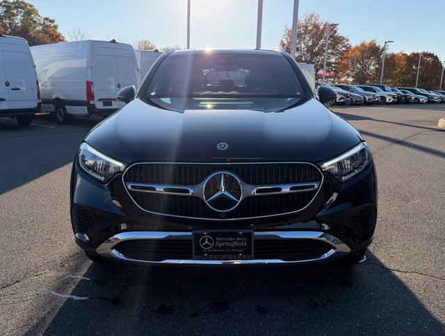 Used 2026 Mercedes-Benz GLC 300 4MATIC image 2