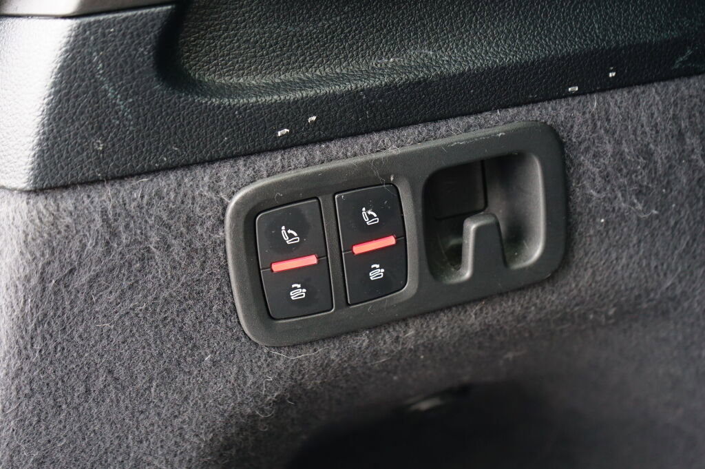 Used 2018 Audi Q7 3.0T Premium Plus w/ Premium Plus Package image 22