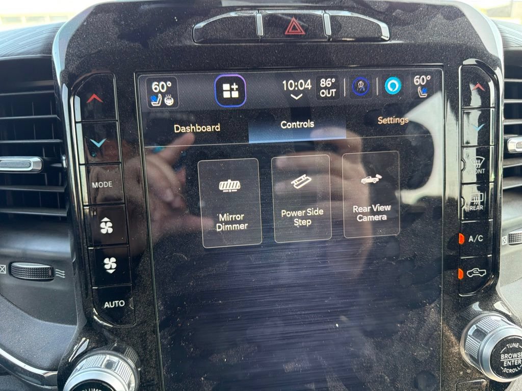Used 2024 RAM 1500 Laramie AWD/4WD image 47