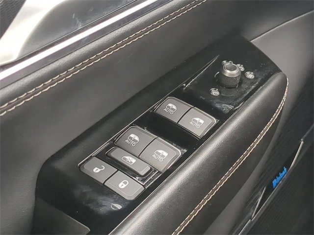 Used 2024 Jeep Grand Wagoneer L Series II w/ Quick Order Packagew 28T image 32