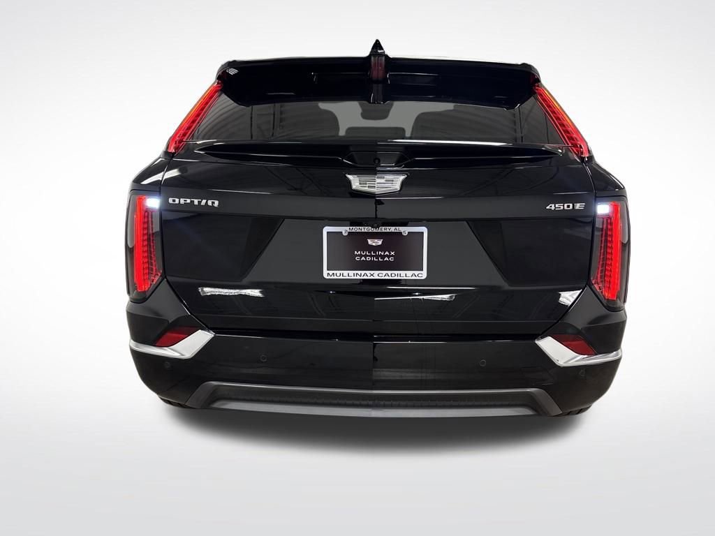 New 2026 Cadillac Optiq Luxury 2 w/ LPO, Floor Liner Package image 15