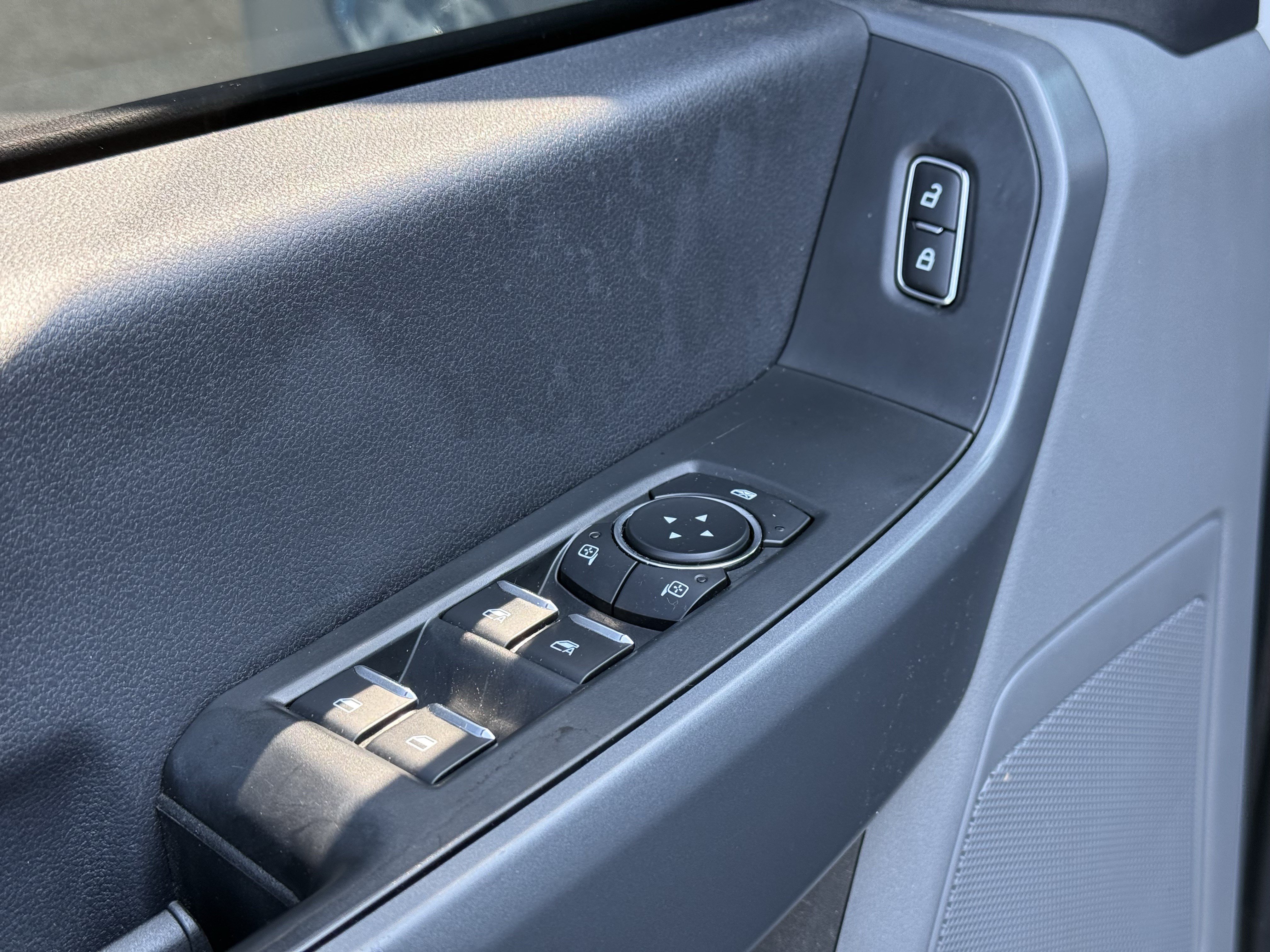 Used 2024 Ford F250 XLT AWD/4WD image 14
