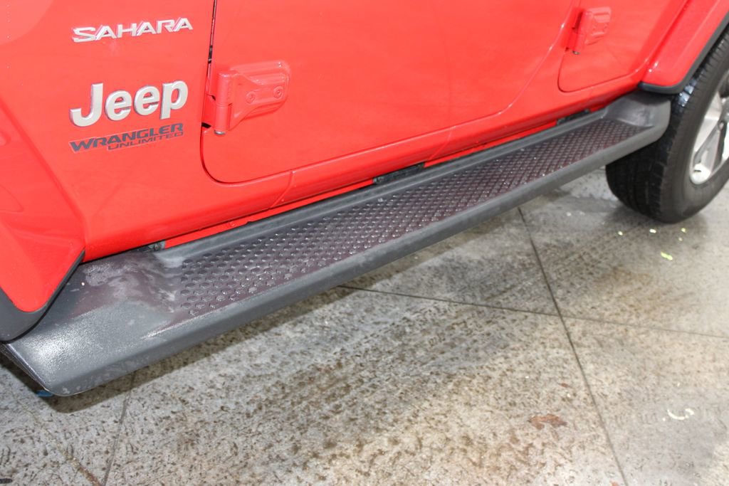 Used 2018 Jeep Wrangler Unlimited Sahara image 14