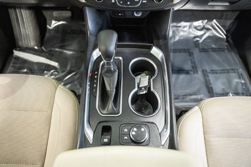 Used 2022 Chevrolet Traverse LS AWD/4WD image 18