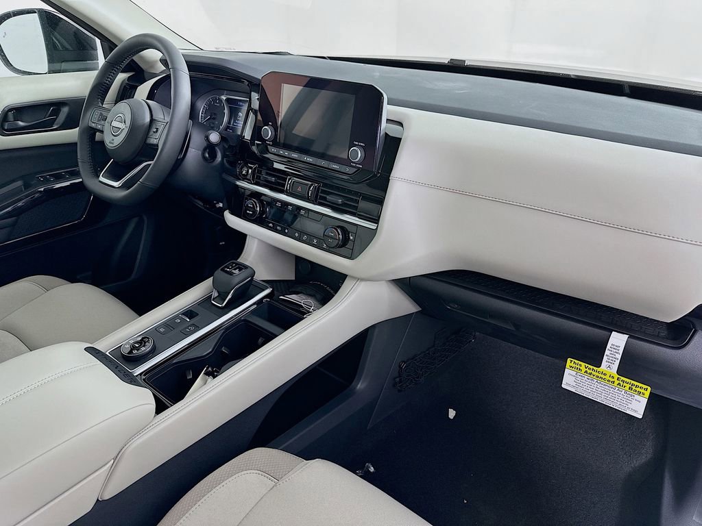 New 2025 Nissan Pathfinder SV w/ Cargo Package image 37