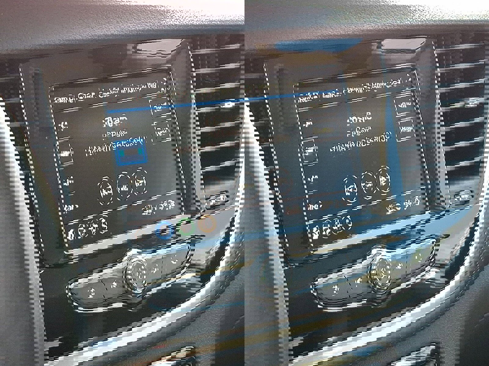 Certified 2022 Buick Encore Preferred w/ Safety Package image 14