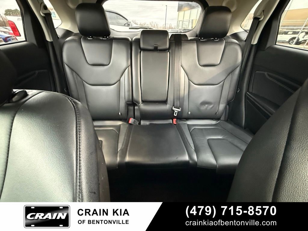 Used 2017 Ford Edge Titanium FWD image 27