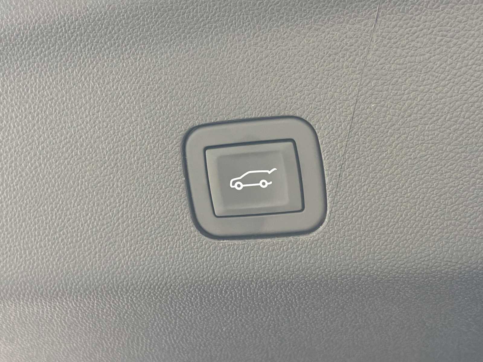 New 2026 GMC Yukon AT4 Ultimate AWD/4WD image 18