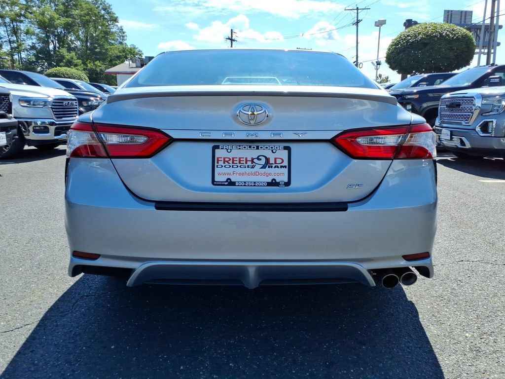 Used 2018 Toyota Camry SE w/ Protection Package (Q2) FWD image 19