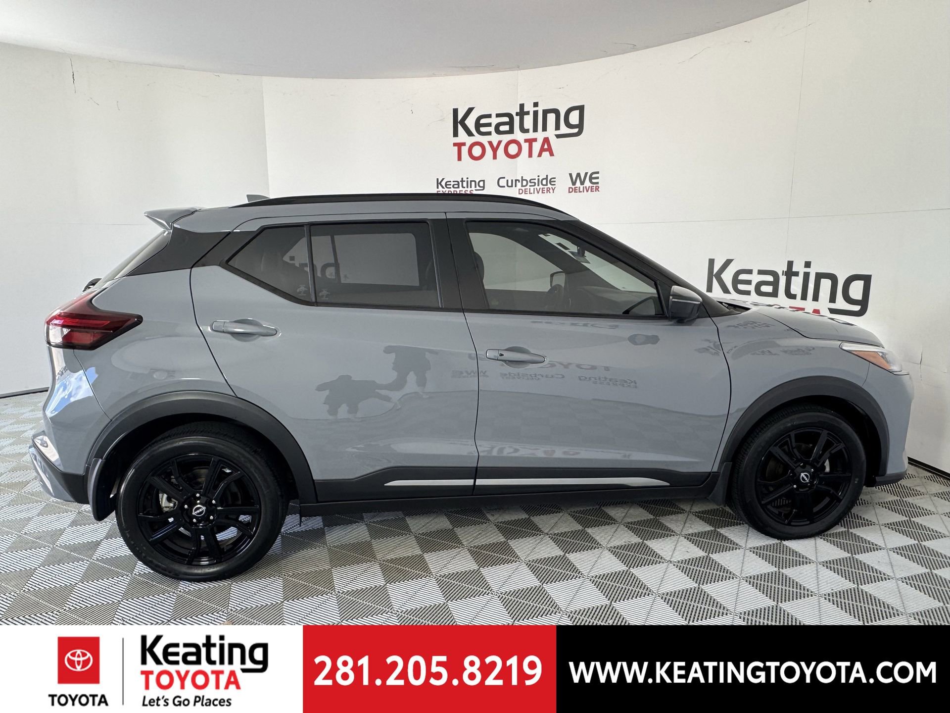 Used 2024 Nissan Kicks SR w/ SR Premium Package image 4