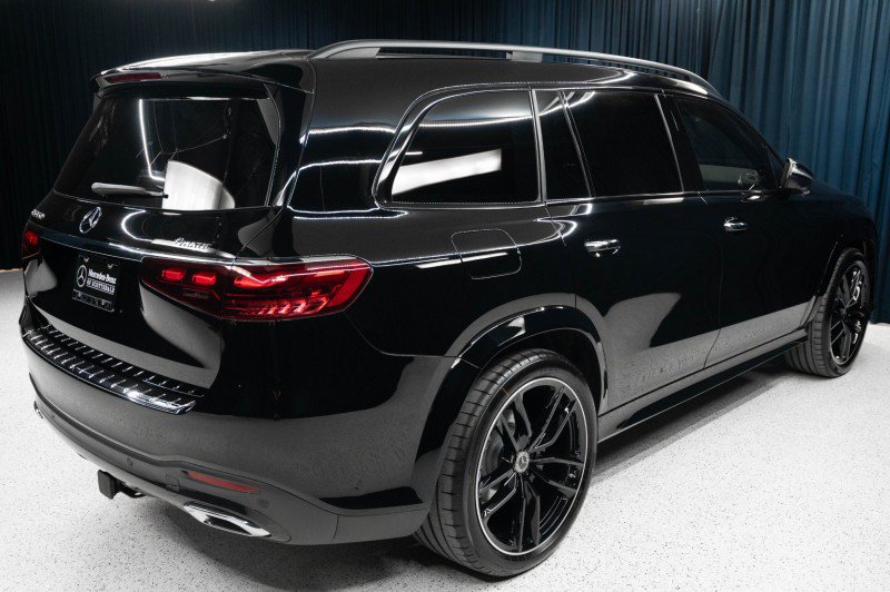New 2026 Mercedes-Benz GLS 450 4MATIC image 5