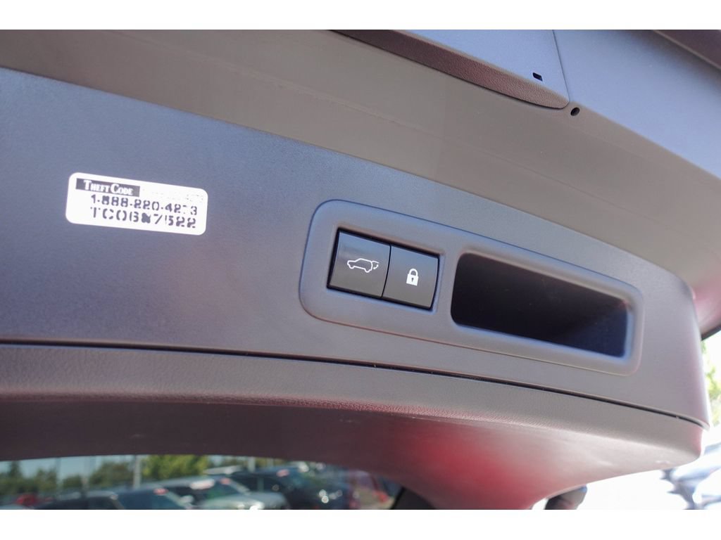 Used 2019 Lexus UX 200 w/ Premium Package FWD image 33